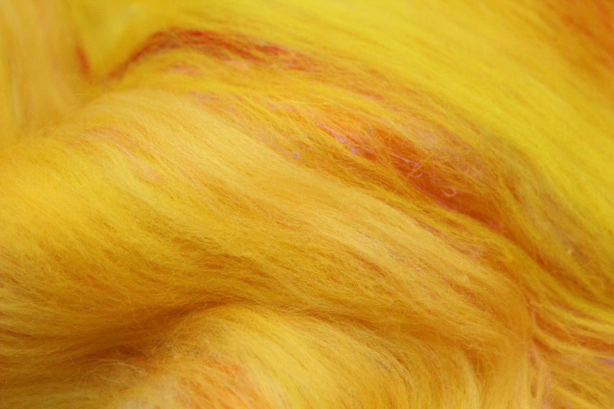Merino Art Batt - Yellow - 35 grams 1.2 oz - Wool for felting, spinning and weaving