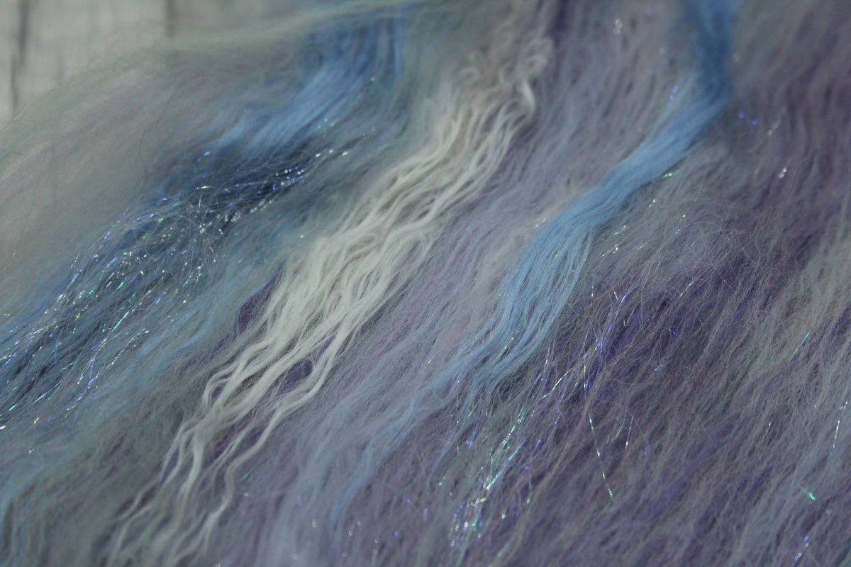 Merino Art Batt - Grey Purple White - 53 grams 1.8 oz - Wool for felting, spinning and weaving
