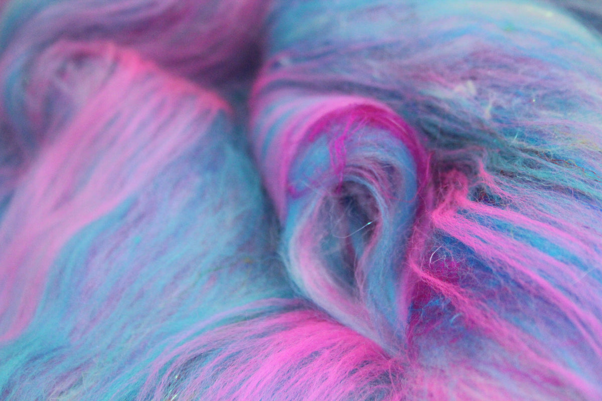 Merino Art Batt - Pink Blue - 49 grams 1.7 oz - Wool for felting, spinning and weaving