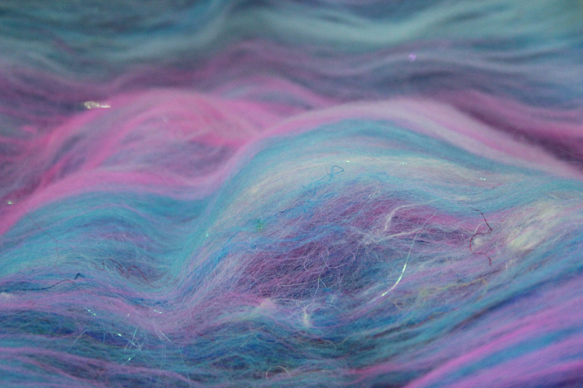 Merino Art Batt - Pink Blue - 49 grams 1.7 oz - Wool for felting, spinning and weaving