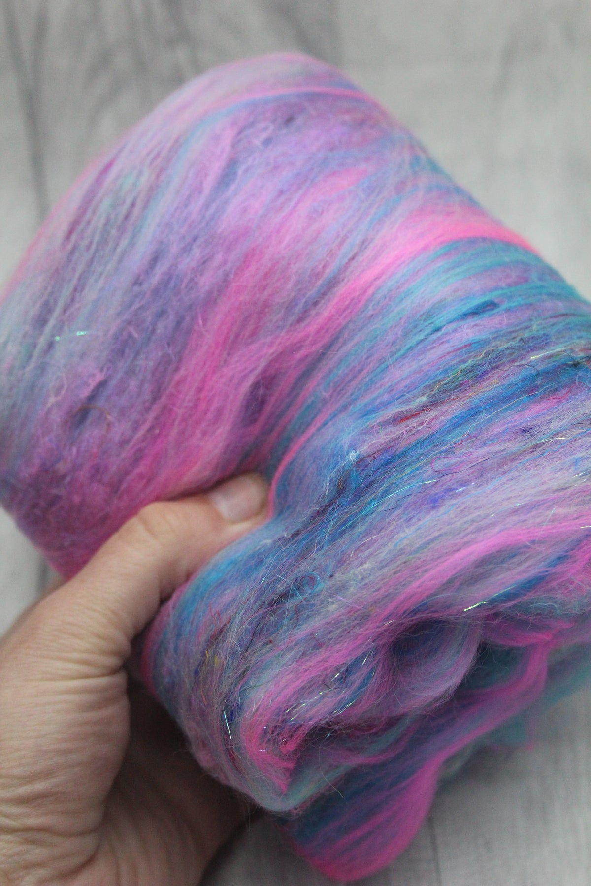 Merino Art Batt - Pink Blue - 49 grams 1.7 oz - Wool for felting, spinning and weaving