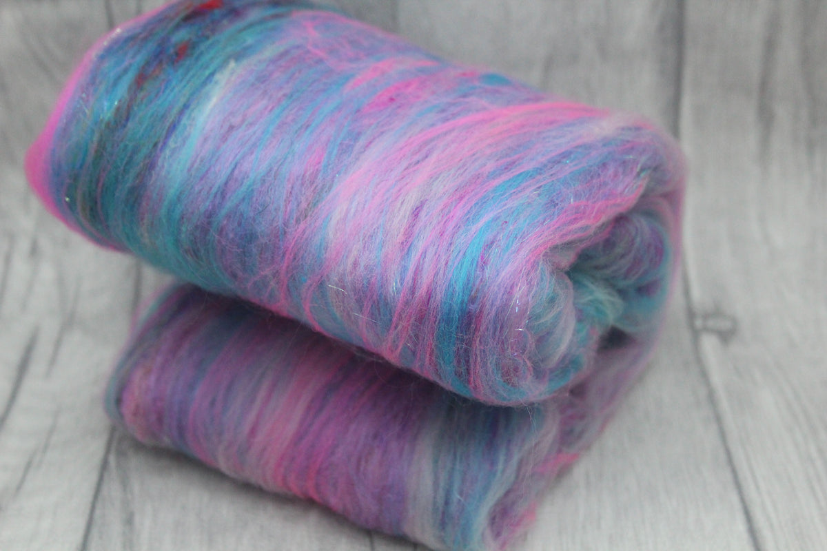 Merino Art Batt - Pink Blue - 49 grams 1.7 oz - Wool for felting, spinning and weaving