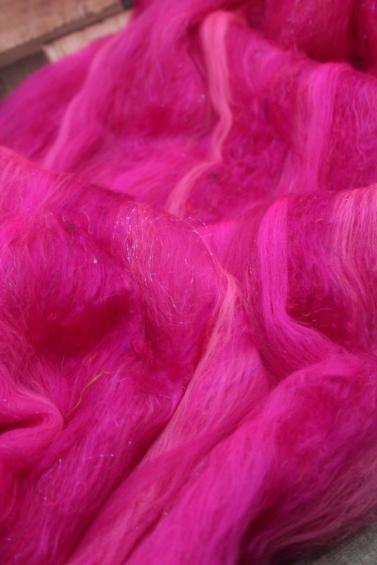 Merino Art Batt - Pink - 46 grams 1.6 oz - Wool for felting, spinning and weaving