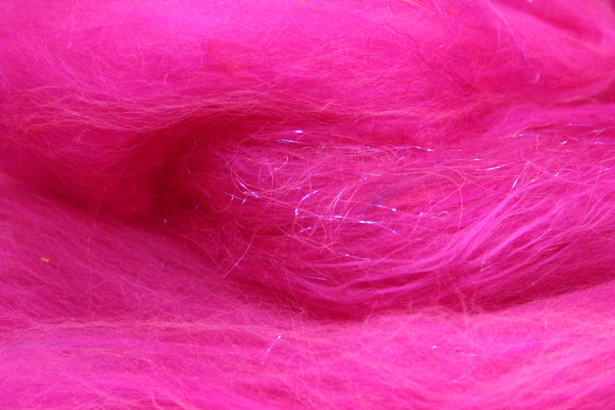 Merino Art Batt - Pink - 46 grams 1.6 oz - Wool for felting, spinning and weaving