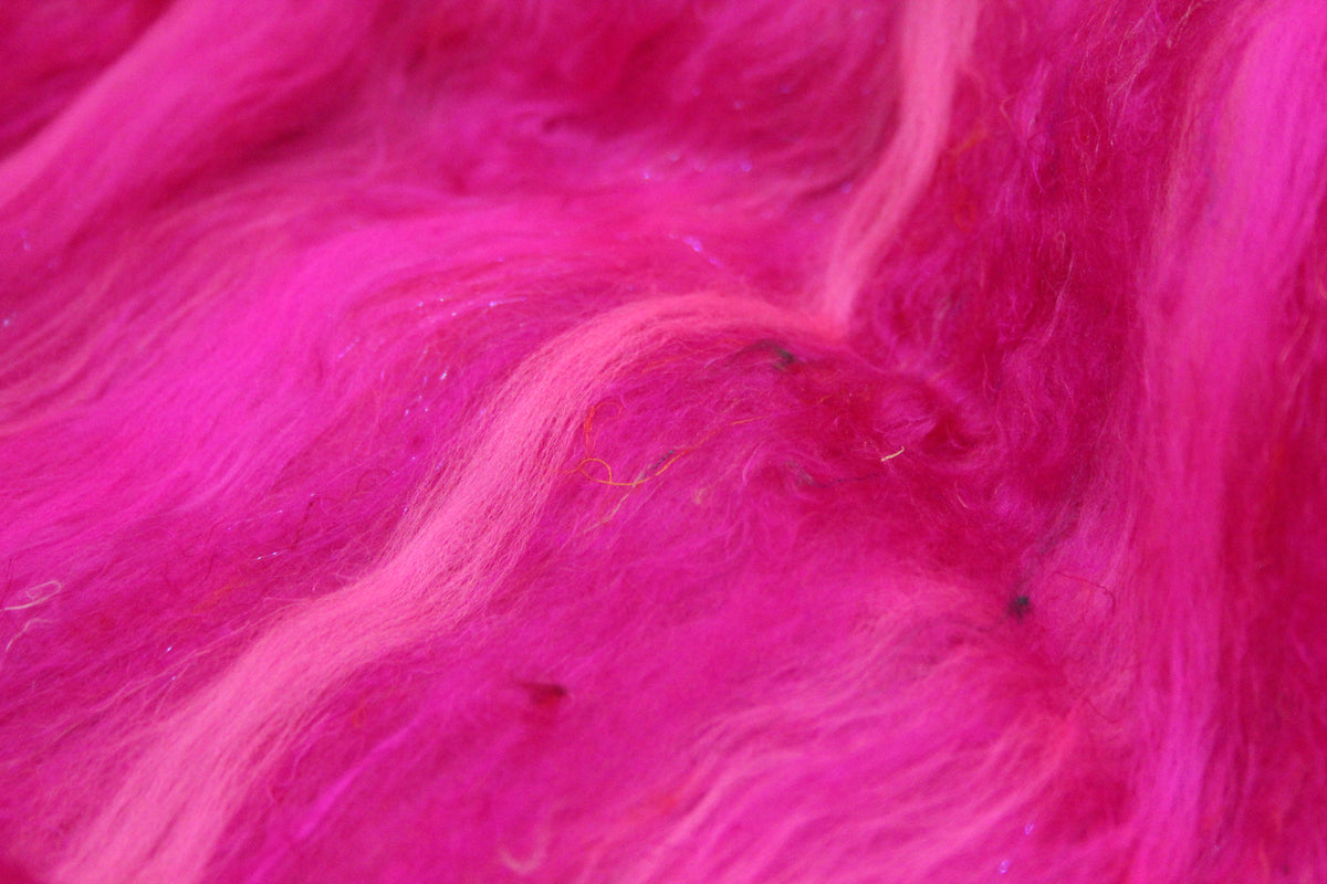 Merino Art Batt - Pink - 46 grams 1.6 oz - Wool for felting, spinning and weaving