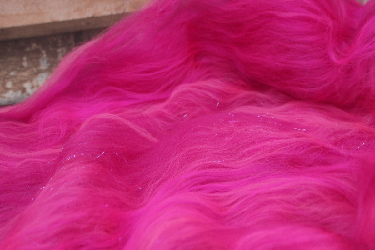Merino Art Batt - Pink - 46 grams 1.6 oz - Wool for felting, spinning and weaving