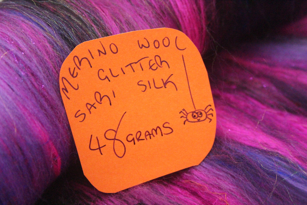 Merino Art Batt - Pink Purple - 48 grams 1.6 oz - Wool for felting, spinning and weaving
