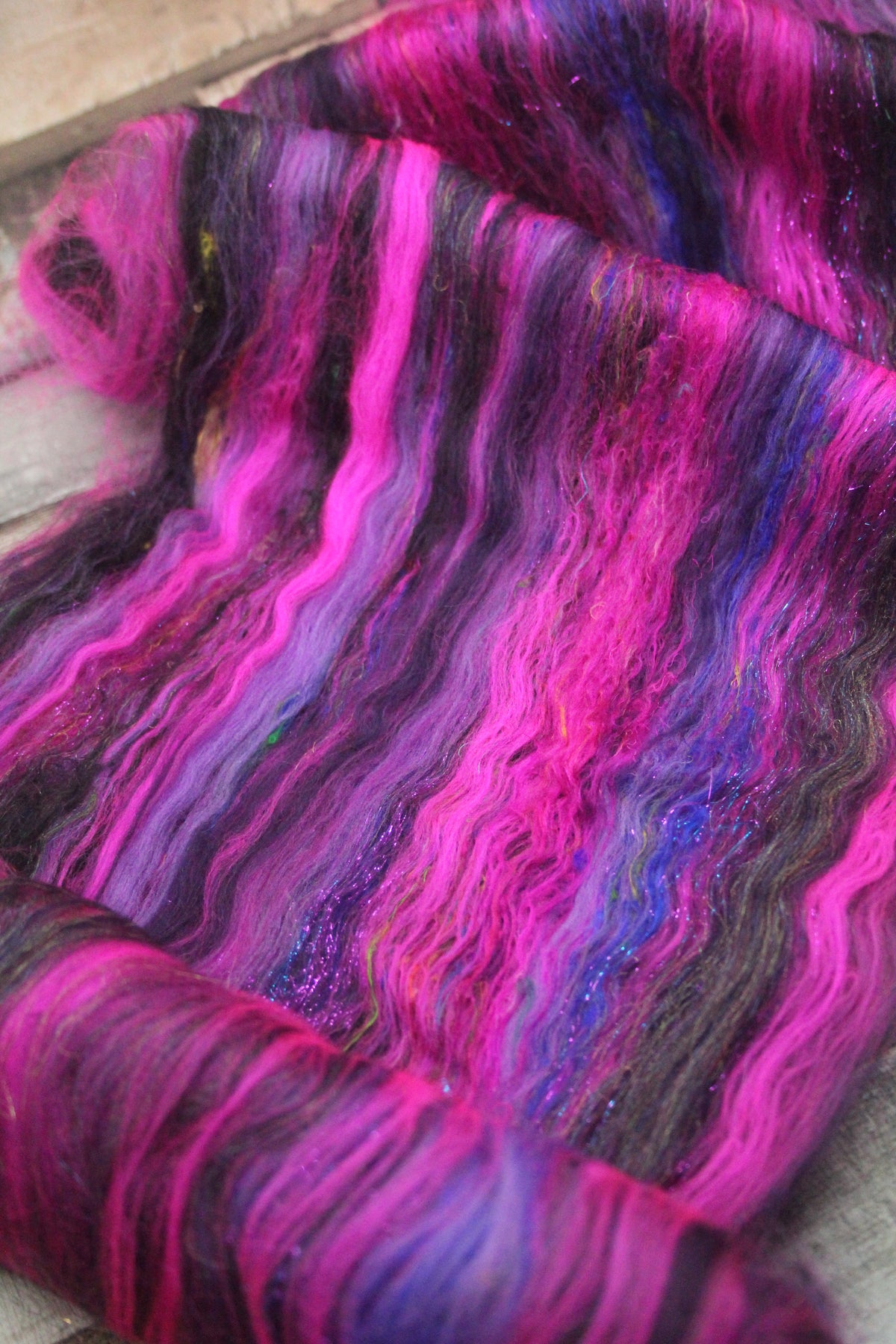 Merino Art Batt - Pink Purple - 48 grams 1.6 oz - Wool for felting, spinning and weaving