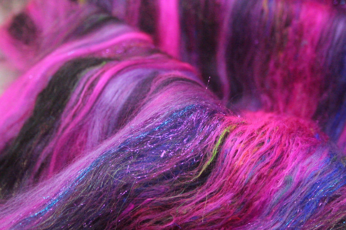 Merino Art Batt - Pink Purple - 48 grams 1.6 oz - Wool for felting, spinning and weaving