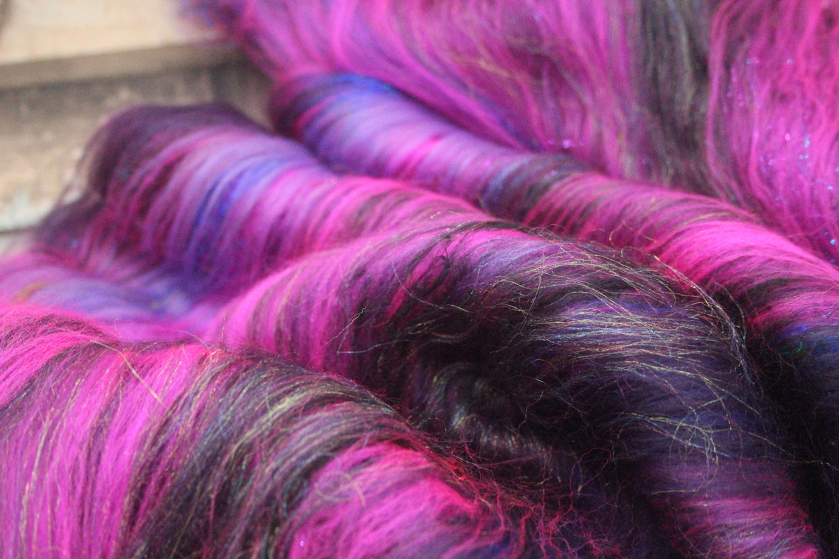 Merino Art Batt - Pink Purple - 48 grams 1.6 oz - Wool for felting, spinning and weaving