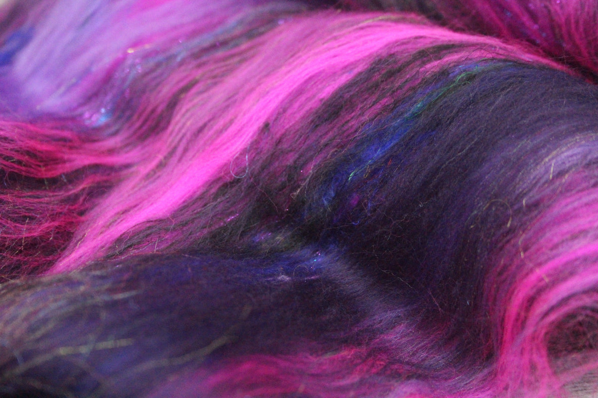 Merino Art Batt - Pink Purple - 48 grams 1.6 oz - Wool for felting, spinning and weaving