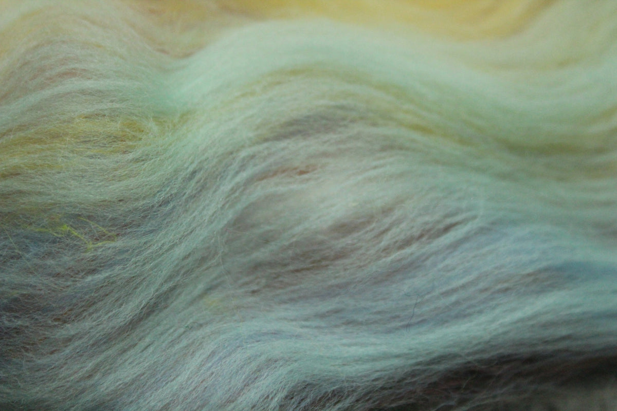 Merino Art Batt - Pink Yellow - 44 grams 1.5 oz - Wool for felting, spinning and weaving