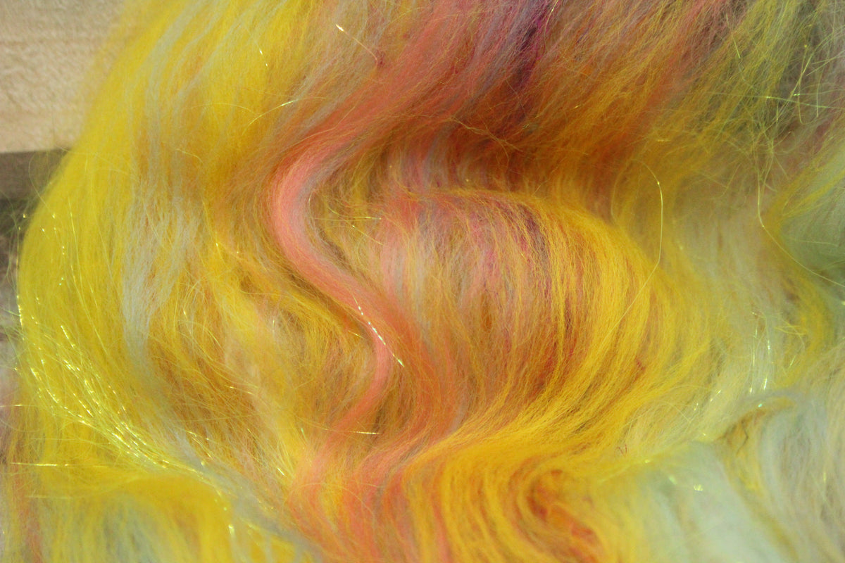 Merino Art Batt - Pink Yellow - 44 grams 1.5 oz - Wool for felting, spinning and weaving