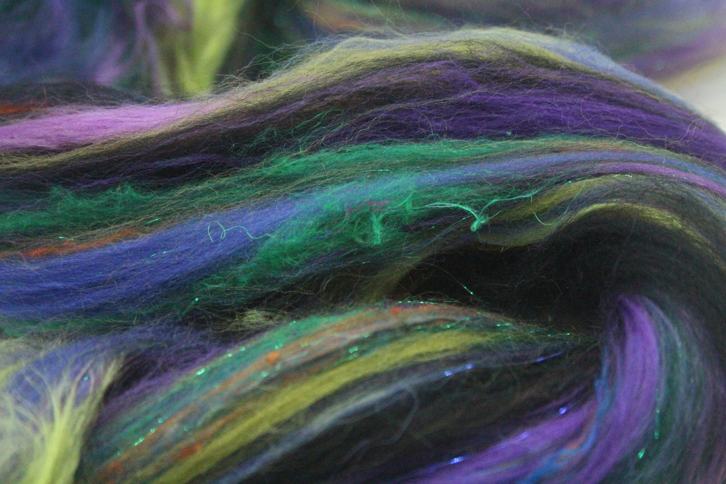 Merino Wool Blend - Green Purple Black - 14 grams / 0.4 oz  - Fibre for felting, weaving or spinning