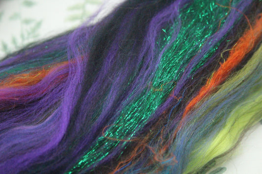 Merino Wool Blend - Green Purple Black - 17 grams / 0.5 oz  - Fibre for felting, weaving or spinning