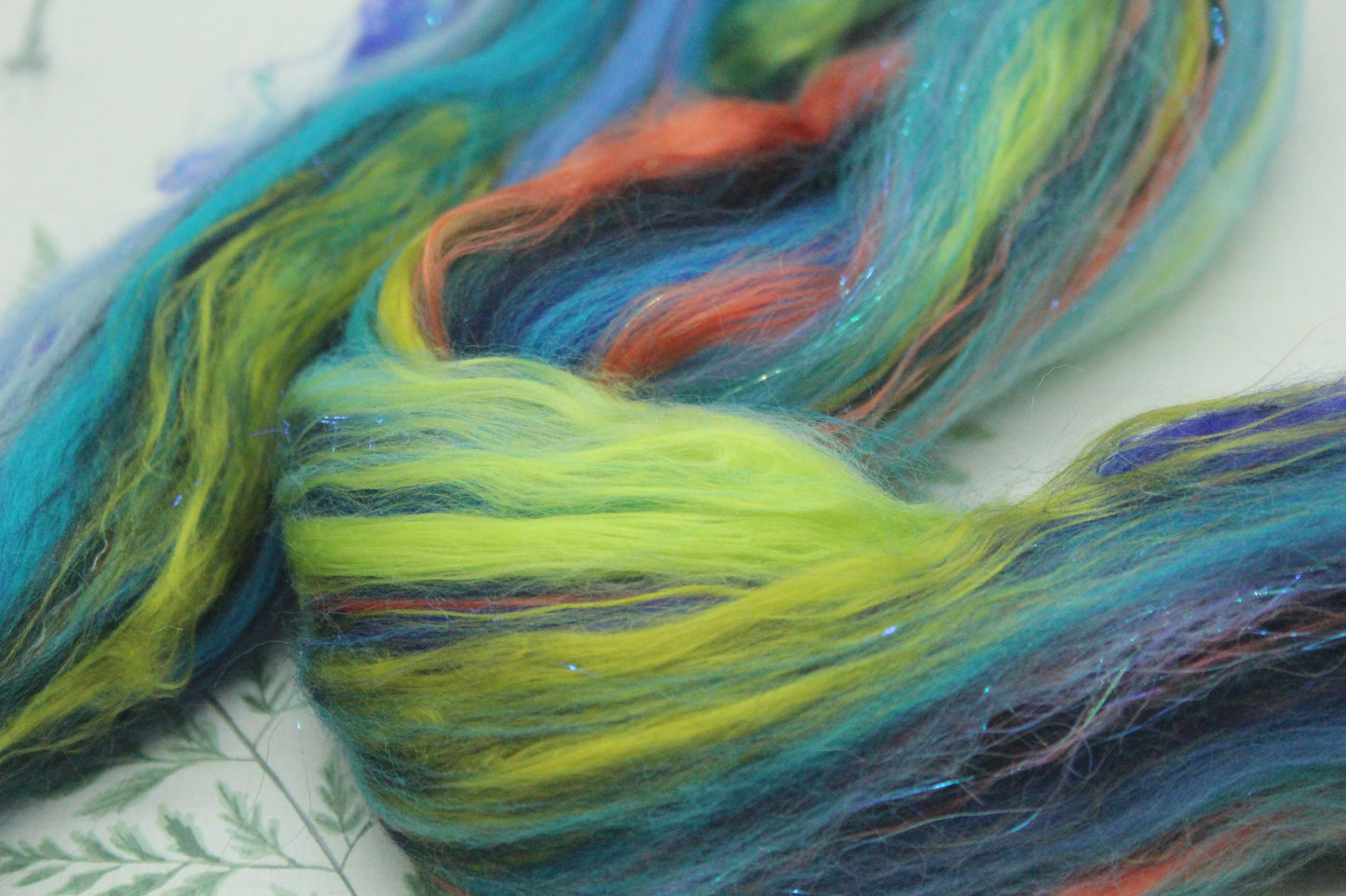 Merino Wool Blend - Blue - 13 grams / 0.4 oz  - Fibre for felting, weaving or spinning