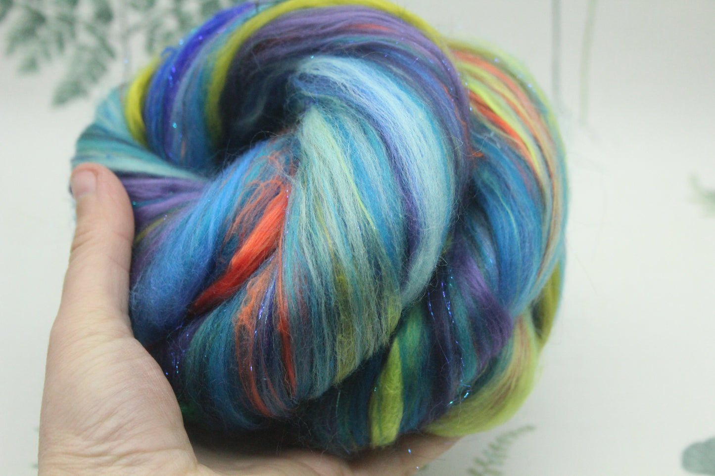 Merino Wool Blend - Blue - 33 grams / 1.1 oz  - Fibre for felting, weaving or spinning