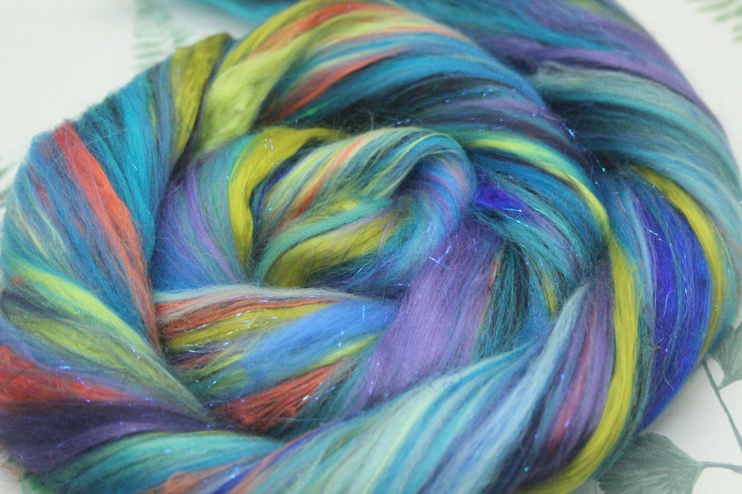 Merino Wool Blend - Blue - 33 grams / 1.1 oz  - Fibre for felting, weaving or spinning