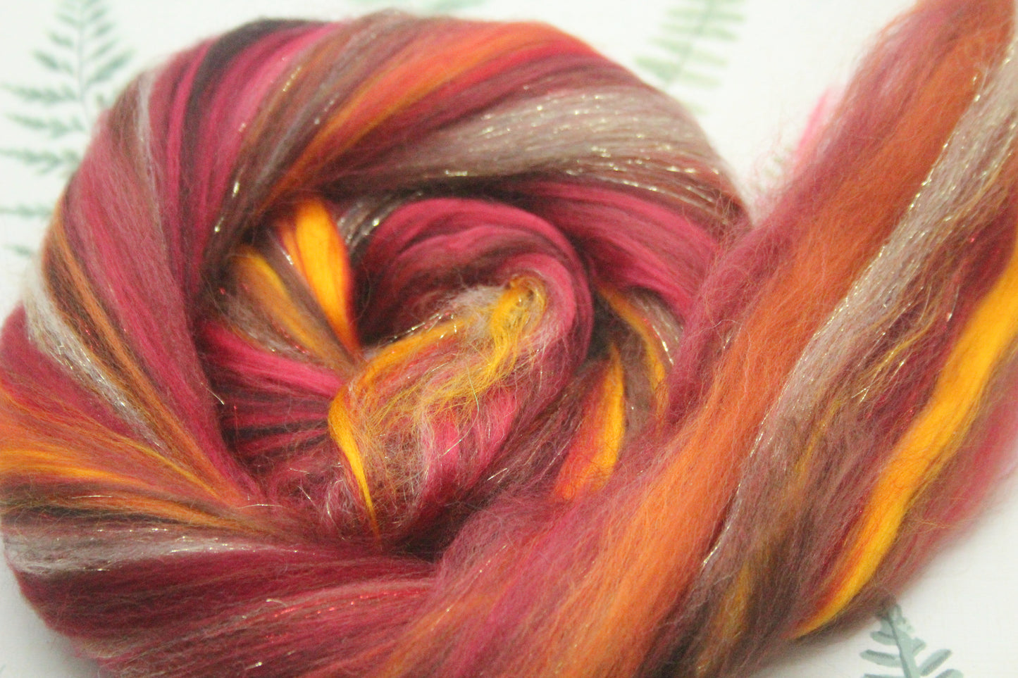 Merino Wool Blend - Orange Red Brown - 16 grams / 0.5 oz  - Fibre for felting, weaving or spinning