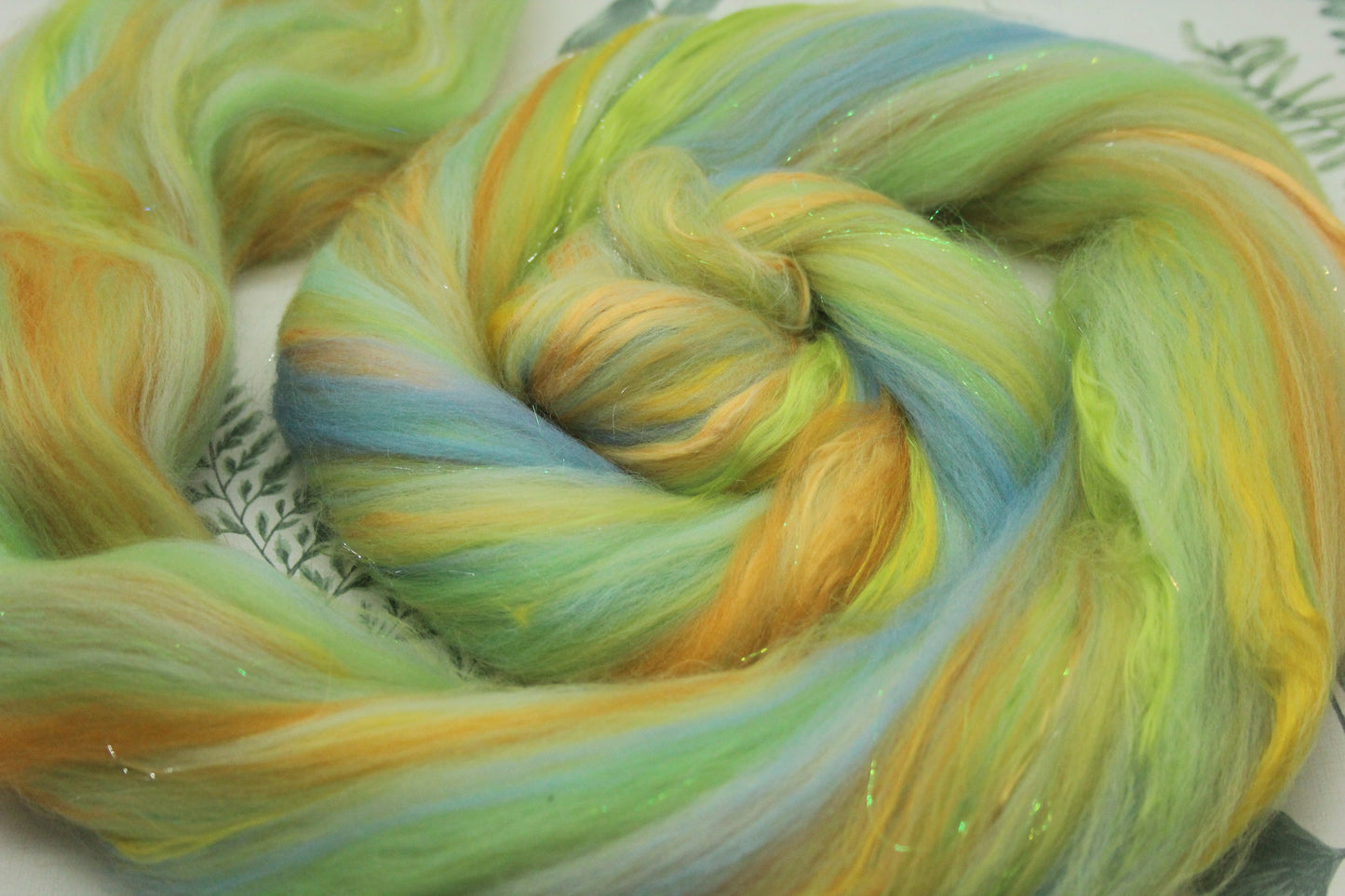 Merino Wool Blend - Yellow Green - 49 grams / 1.7 oz  - Fibre for felting, weaving or spinning