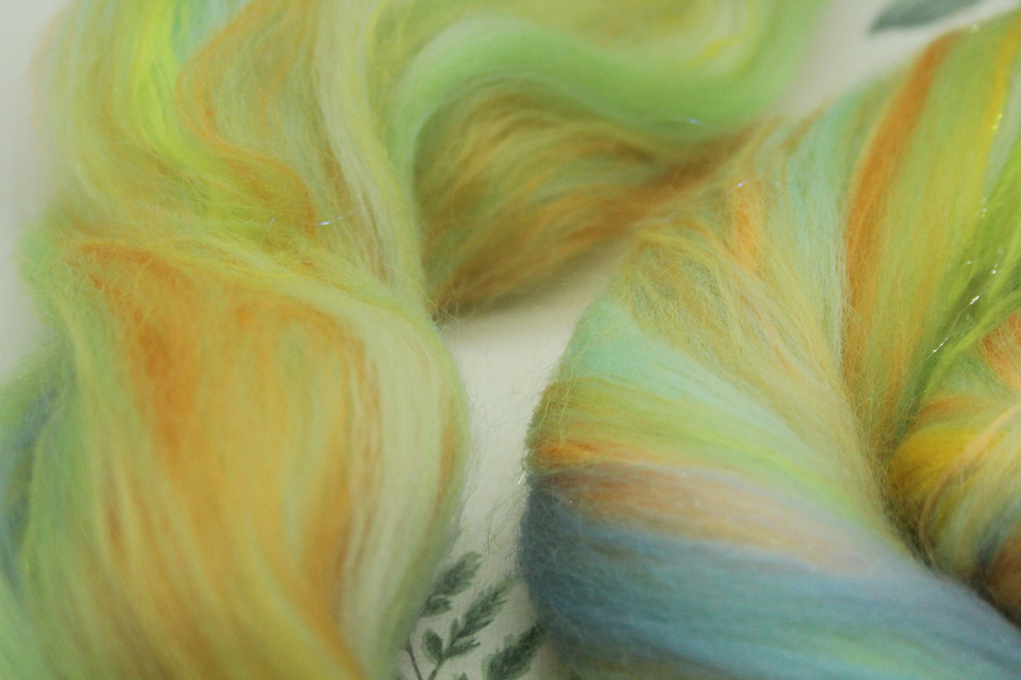 Merino Wool Blend - Yellow Green - 49 grams / 1.7 oz  - Fibre for felting, weaving or spinning