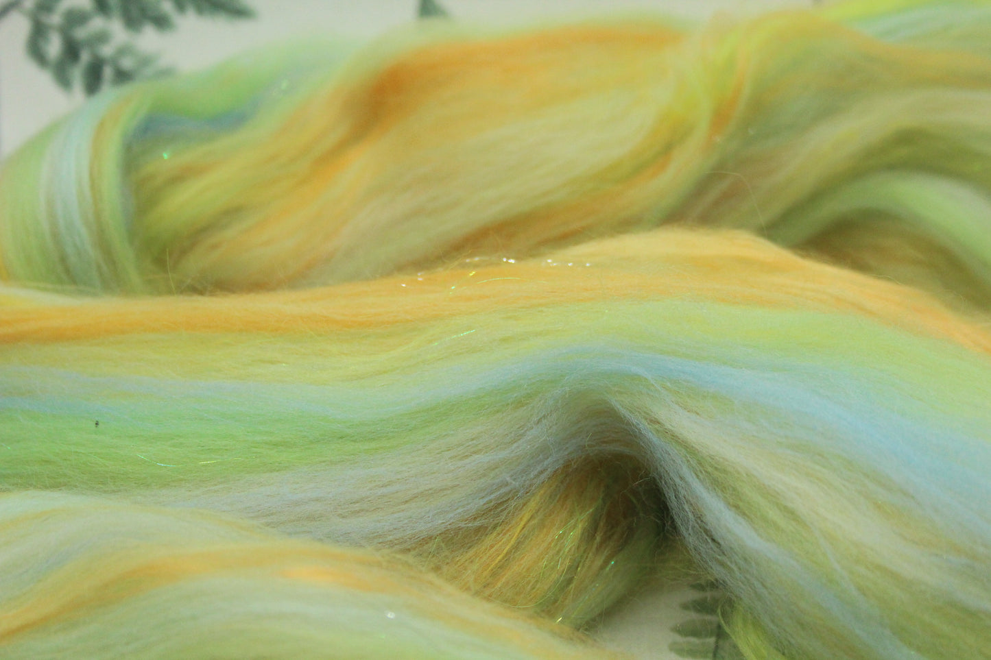 Merino Wool Blend - Yellow Green - 49 grams / 1.7 oz  - Fibre for felting, weaving or spinning