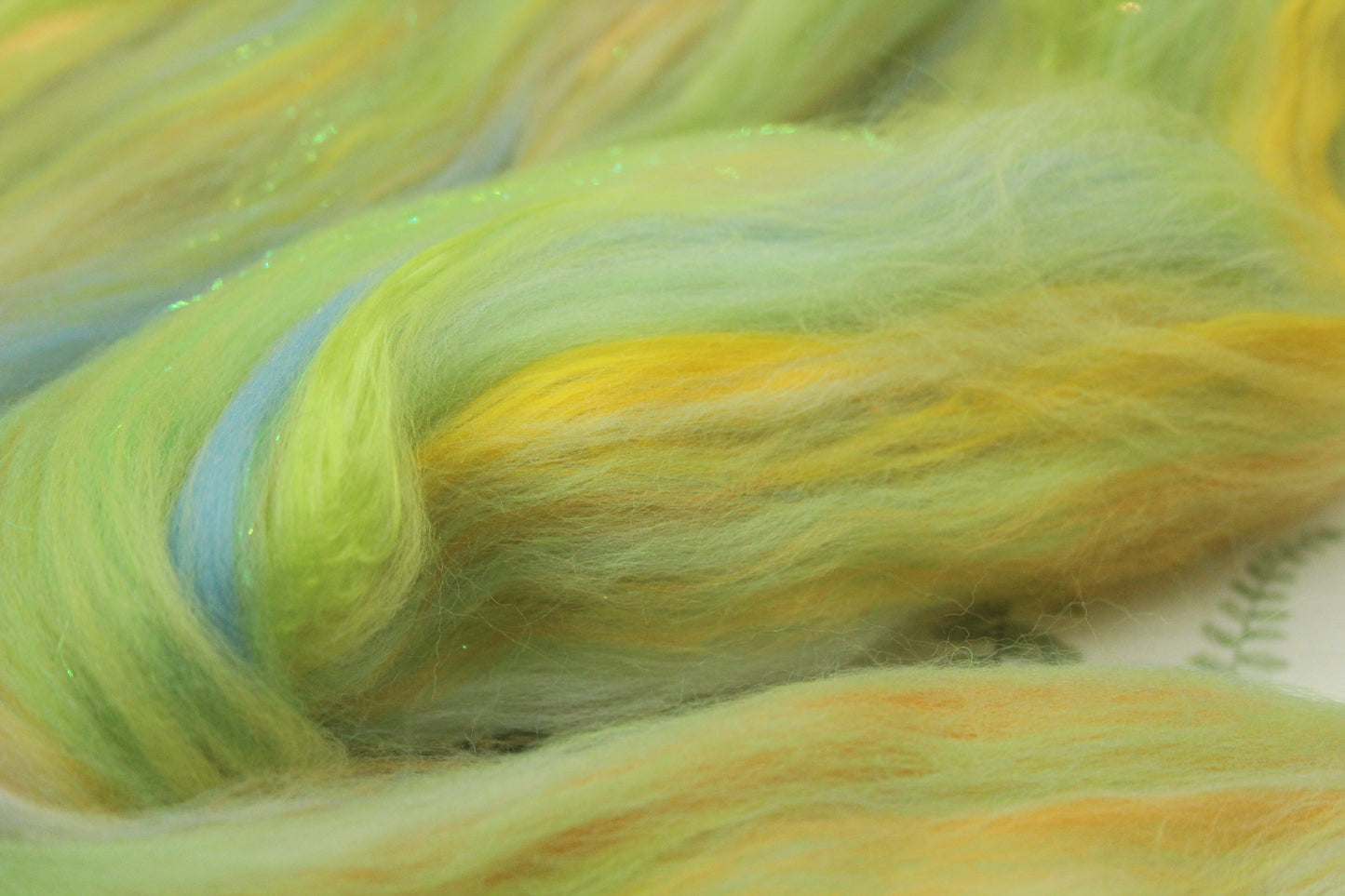 Merino Wool Blend - Yellow Green - 49 grams / 1.7 oz  - Fibre for felting, weaving or spinning