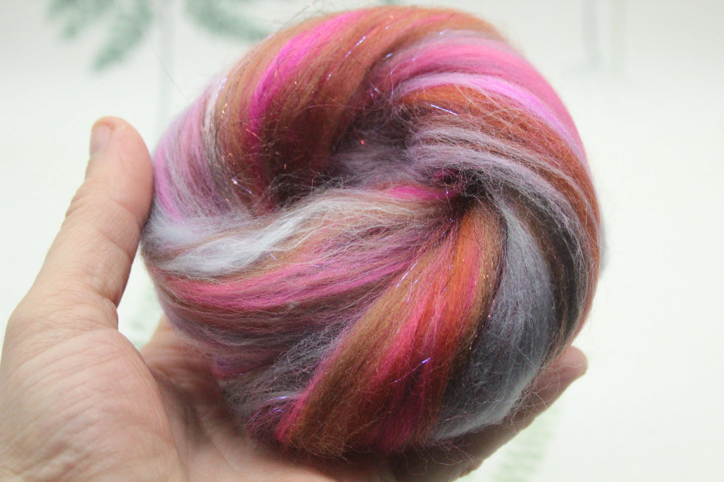 Merino Wool Blend - Pink Brown - 11 grams / 0.3 oz  - Fibre for felting, weaving or spinning