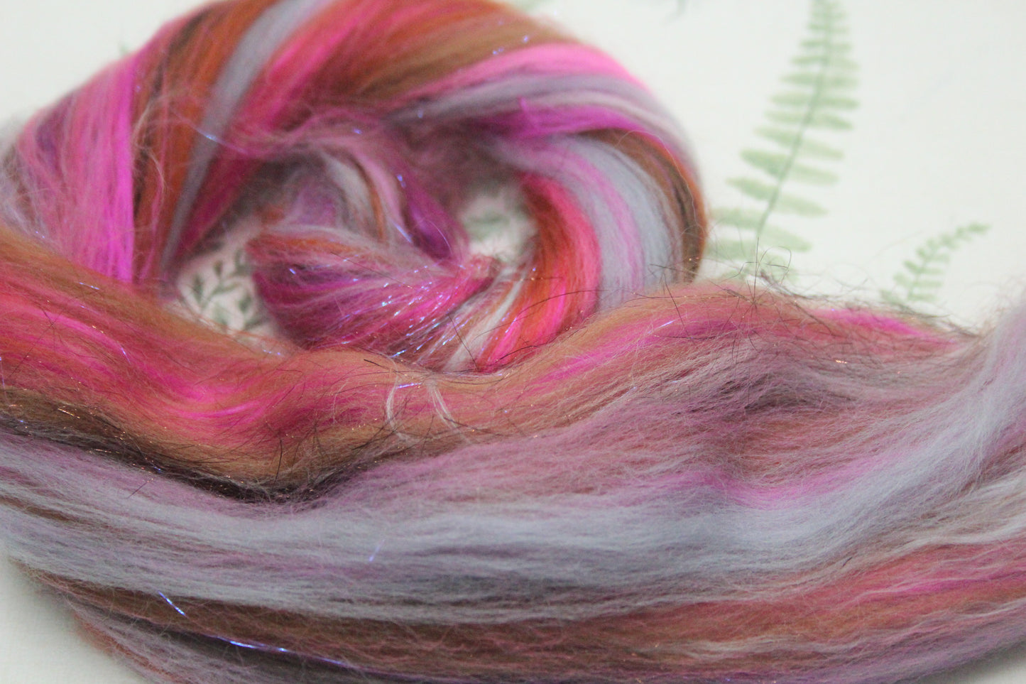 Merino Wool Blend - Pink Brown - 11 grams / 0.3 oz  - Fibre for felting, weaving or spinning