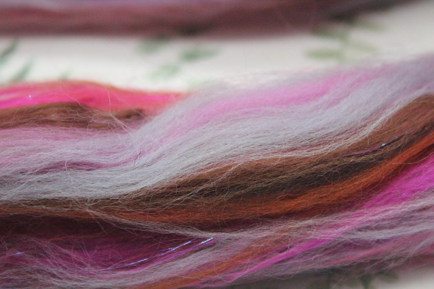 Merino Wool Blend - Pink Brown - 11 grams / 0.3 oz  - Fibre for felting, weaving or spinning