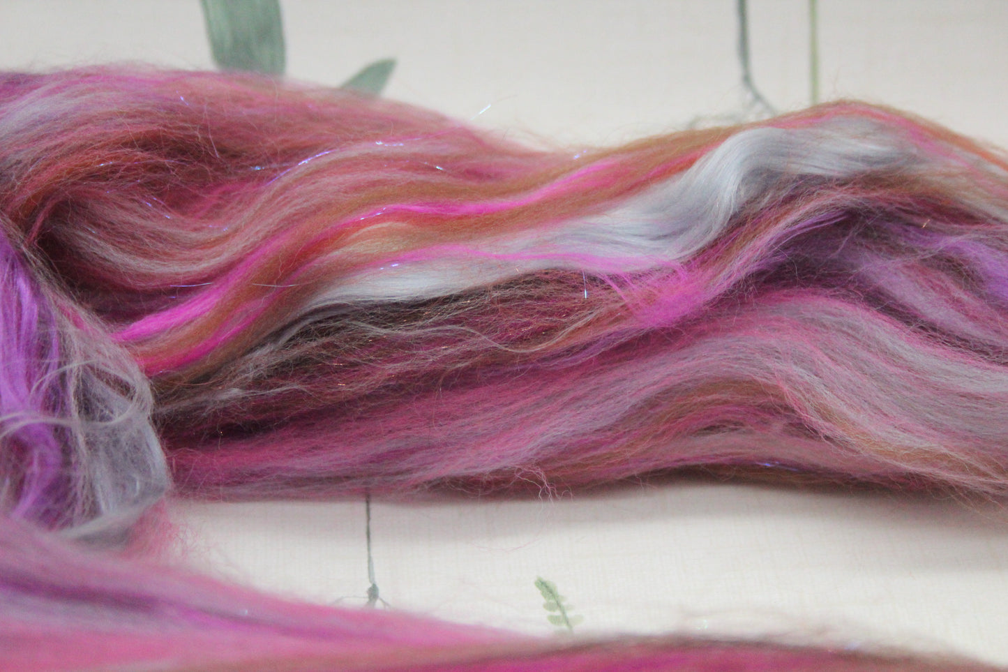 Merino Wool Blend - Pink Brown - 26 grams / 0.9 oz  - Fibre for felting, weaving or spinning