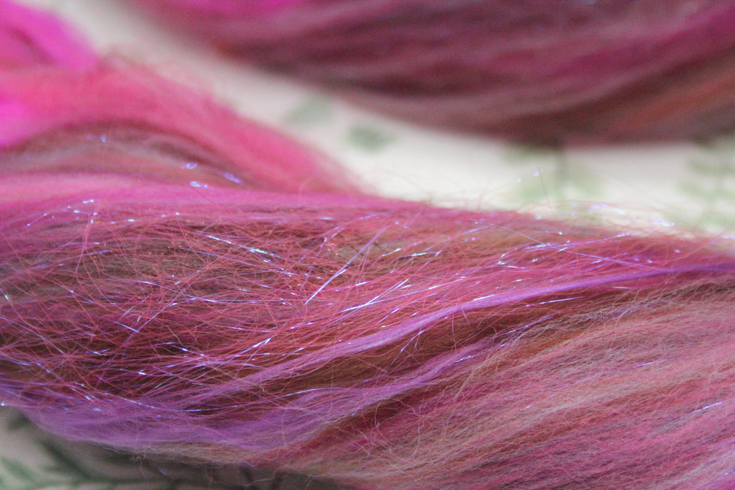 Merino Wool Blend - Pink Brown - 26 grams / 0.9 oz  - Fibre for felting, weaving or spinning