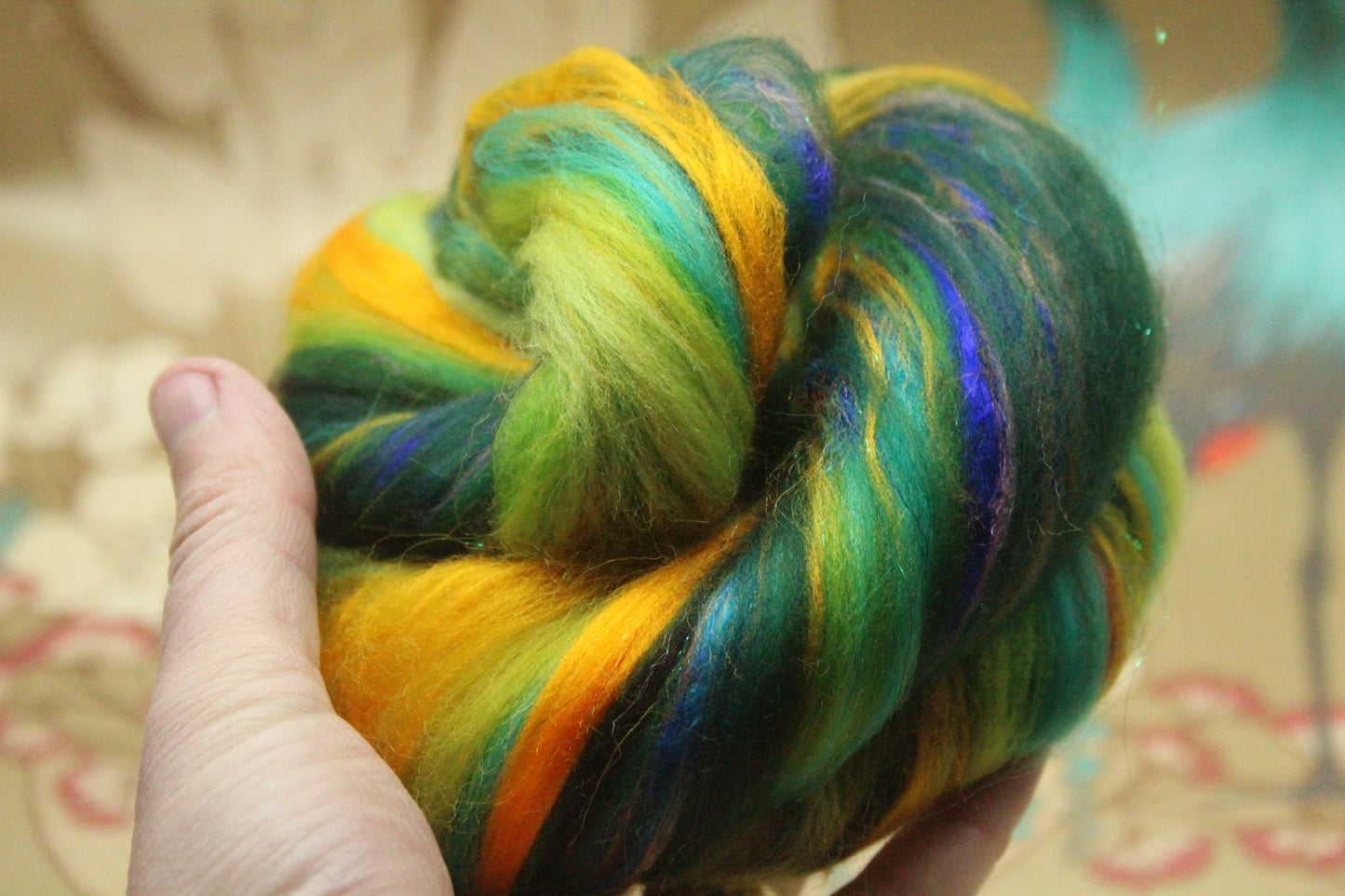 Merino Wool Blend - Green - 17 grams / 0.5 oz  - Fibre for felting, weaving or spinning