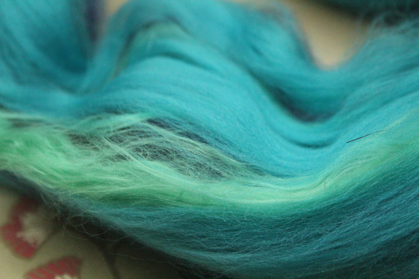 Merino Wool Blend - Cerulean Purple Green - 22 grams / 0.7 oz  - Fibre for felting, weaving or spinning