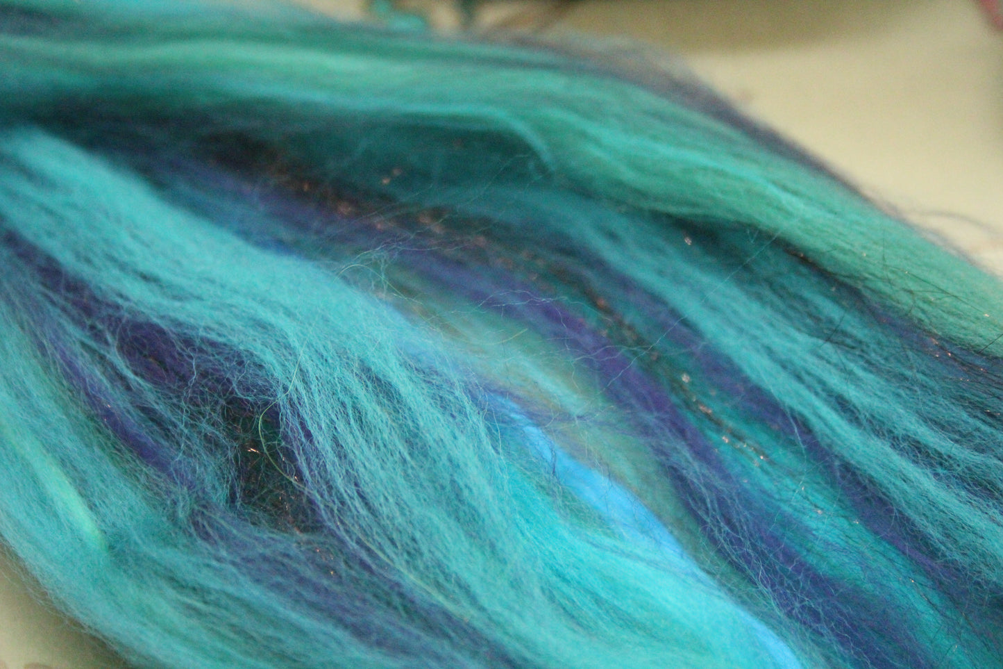 Merino Wool Blend - Cerulean Purple Green - 20 grams / 0.7 oz  - Fibre for felting, weaving or spinning