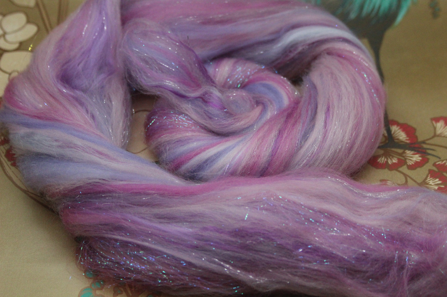 Merino Wool Blend - Pink Purple - 32 grams / 1.1 oz - Fibre for felting, weaving or spinning