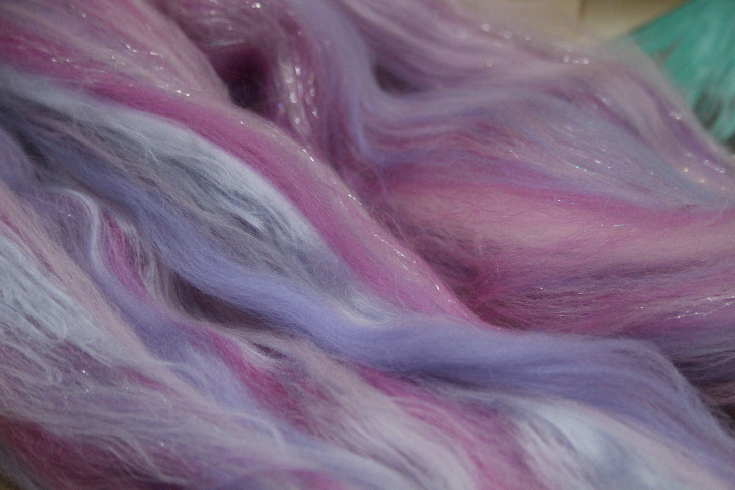 Merino Wool Blend - Pink Purple - 32 grams / 1.1 oz - Fibre for felting, weaving or spinning