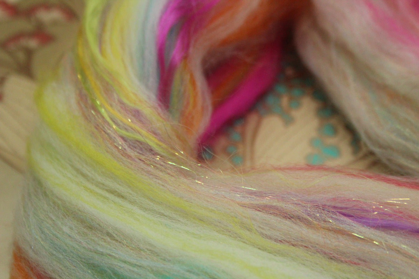 Merino Wool Blend - White + Brights - 16 grams / 0.5 oz - Fibre for felting, weaving or spinning