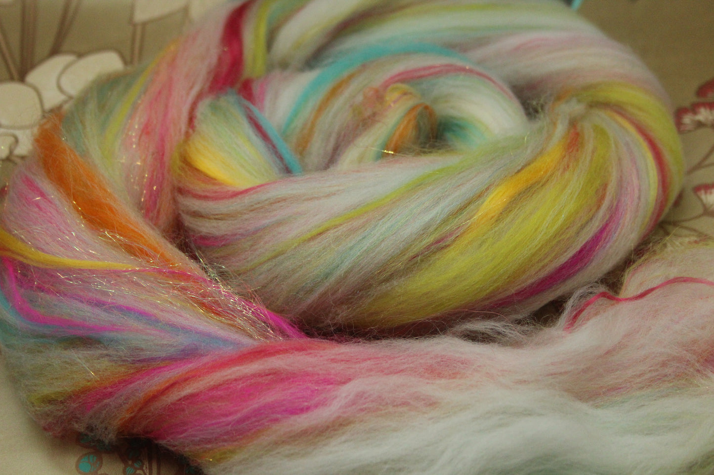 Merino Wool Blend - White + Brights - 29 grams / 1 oz - Fibre for felting, weaving or spinning