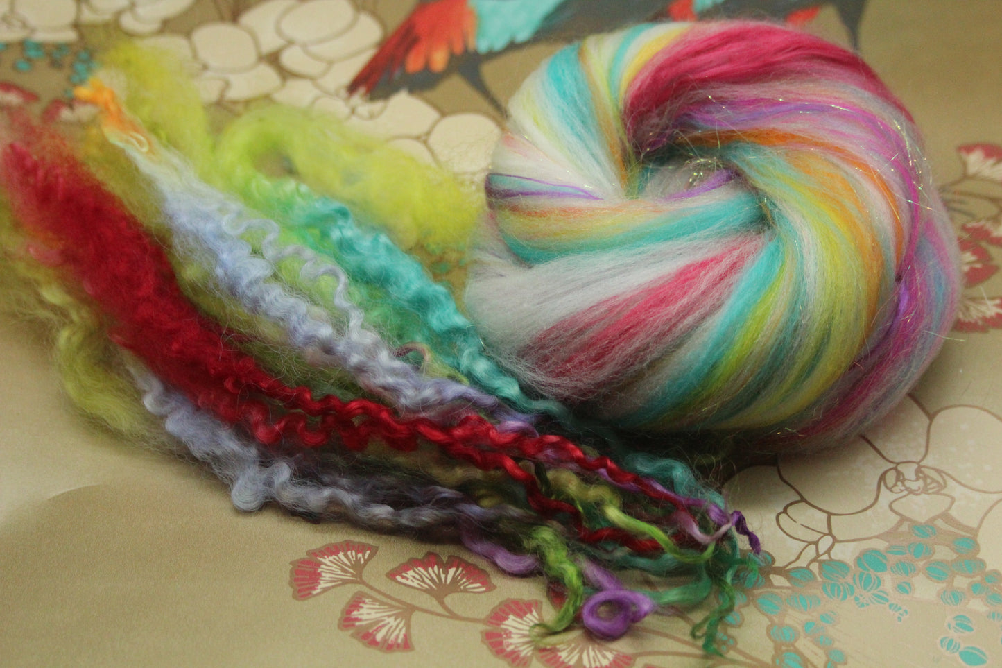 Merino Wool Blend - White + Brights - 16 grams / 0.5 oz + 10 grams of locks - Fibre for felting, weaving or spinning