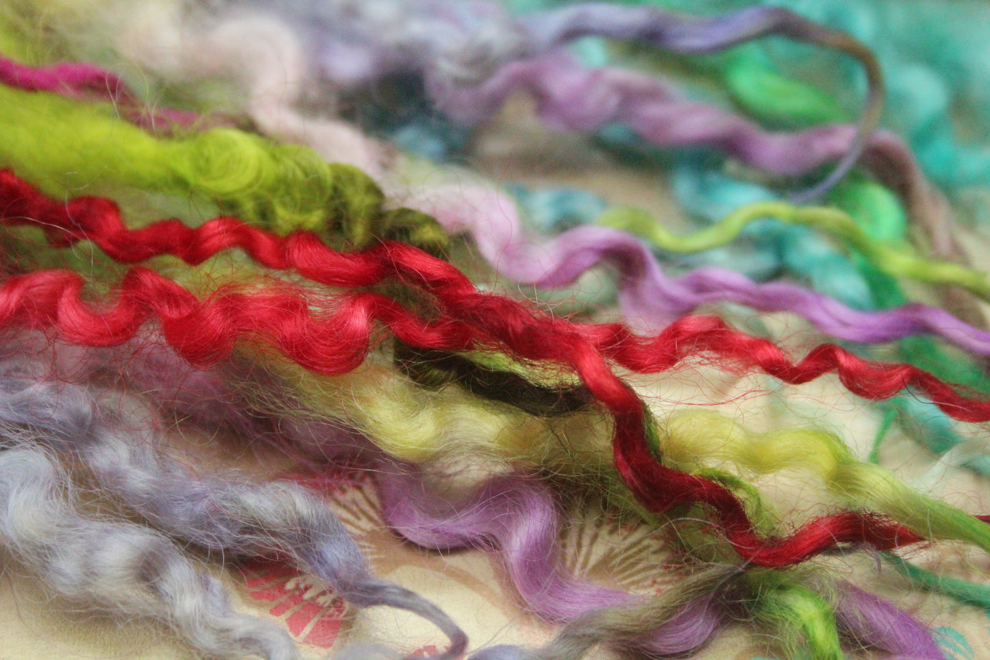 Merino Wool Blend - White + Brights - 16 grams / 0.5 oz + 10 grams of locks - Fibre for felting, weaving or spinning