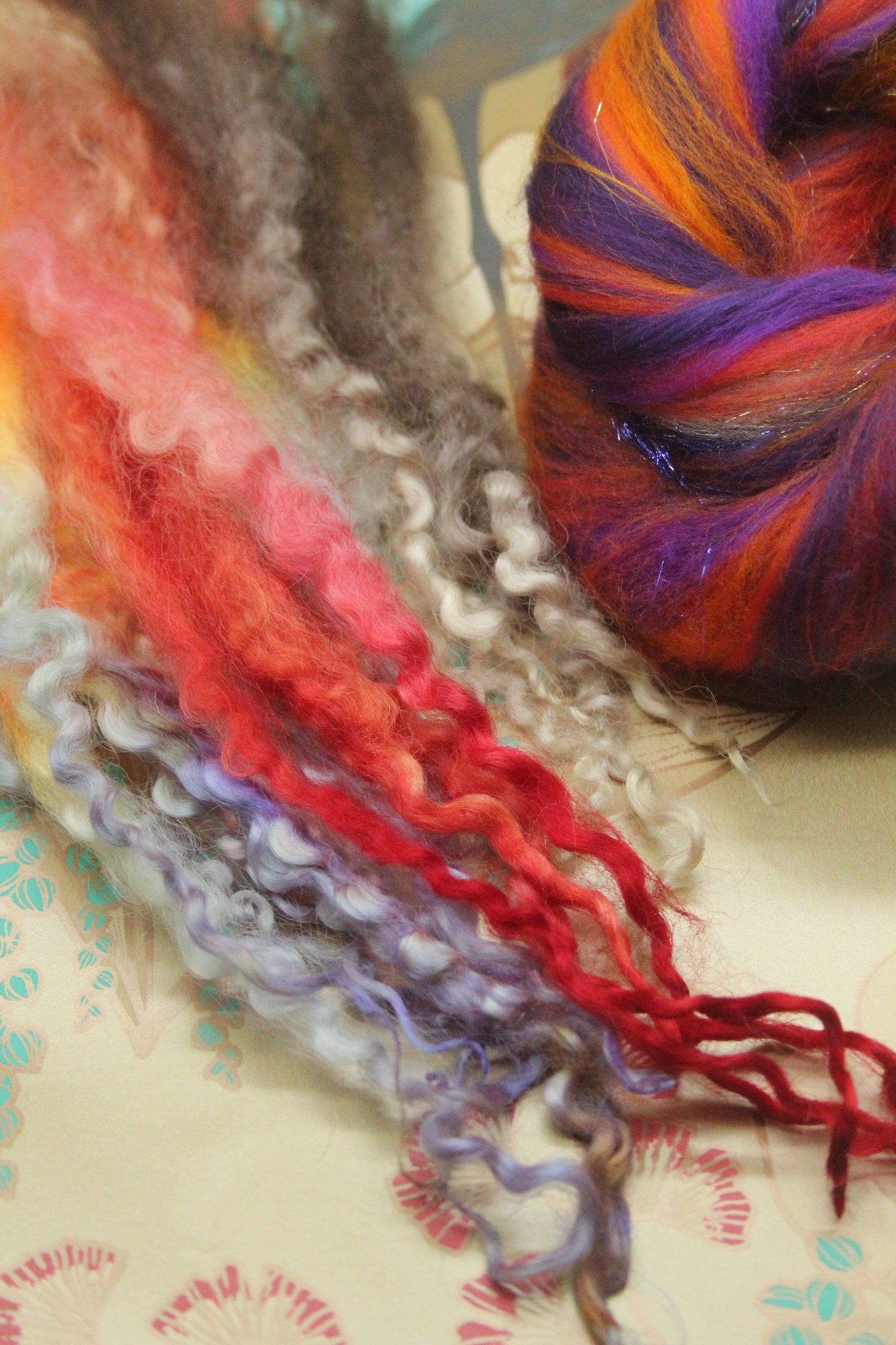 Merino Wool Blend - Orange Purple - 22 grams / 0.7 oz + 8 grams of locks - Fibre for felting, weaving or spinning