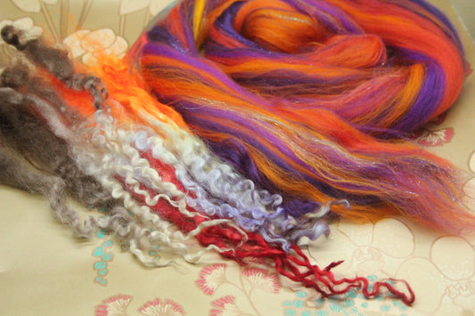 Merino Wool Blend - Orange Purple - 22 grams / 0.7 oz + 8 grams of locks - Fibre for felting, weaving or spinning