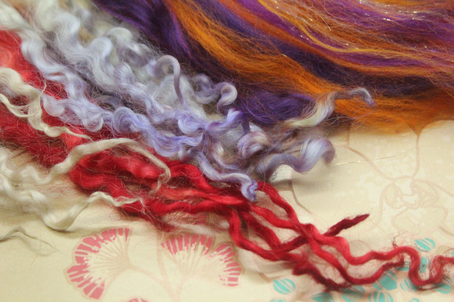 Merino Wool Blend - Orange Purple - 22 grams / 0.7 oz + 8 grams of locks - Fibre for felting, weaving or spinning