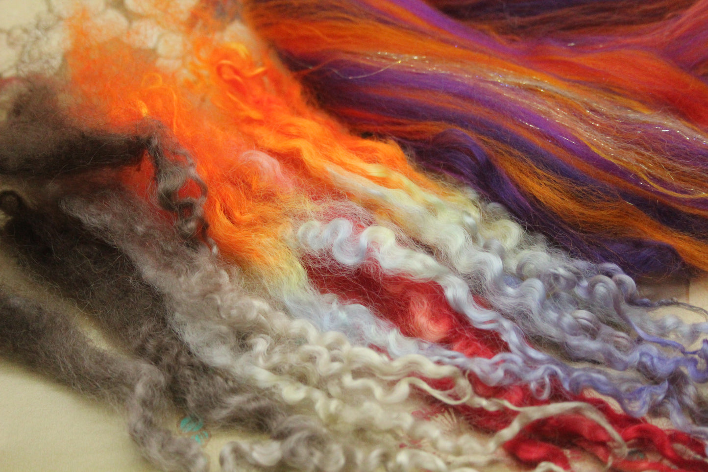 Merino Wool Blend - Orange Purple - 22 grams / 0.7 oz + 8 grams of locks - Fibre for felting, weaving or spinning