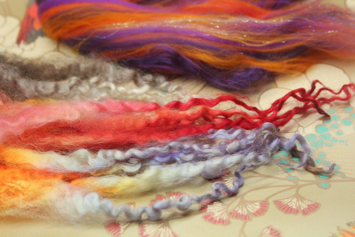 Merino Wool Blend - Orange Purple - 22 grams / 0.7 oz + 8 grams of locks - Fibre for felting, weaving or spinning