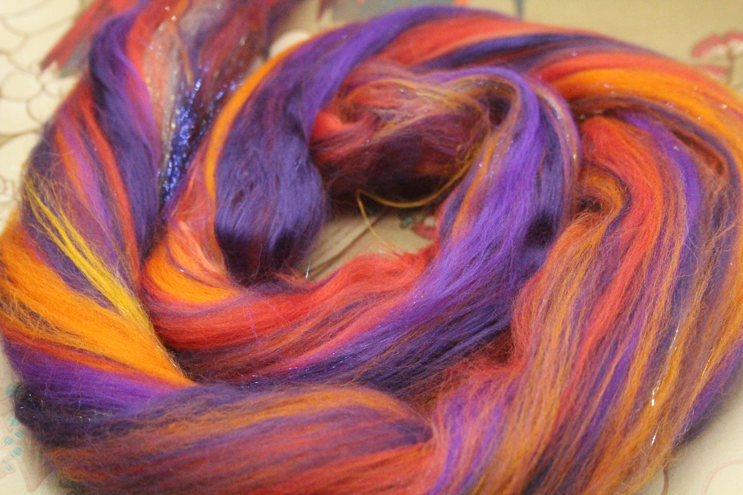 Merino Wool Blend - Orange Purple - 22 grams / 0.7 oz + 8 grams of locks - Fibre for felting, weaving or spinning