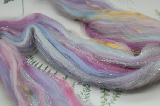 Merino Wool Blend - White Blue Purple Pink - 19 grams / 0.6 oz - Fibre for felting, weaving or spinning