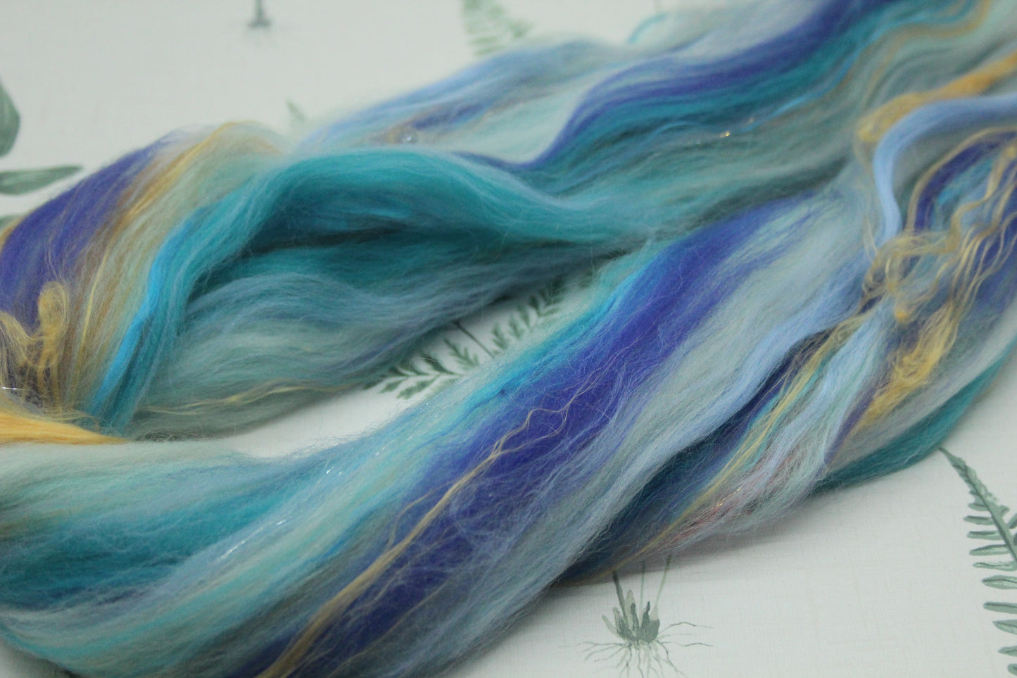 Merino Wool Blend - Orange Blue - 20 grams / 0.7 oz - Fibre for felting, weaving or spinning