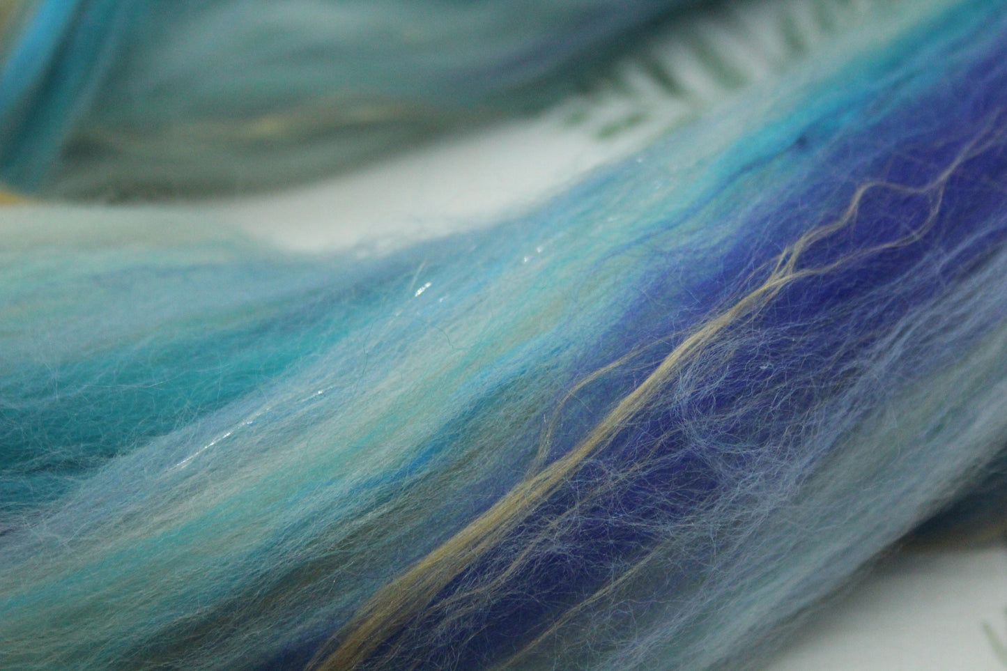 Merino Wool Blend - Orange Blue - 20 grams / 0.7 oz - Fibre for felting, weaving or spinning